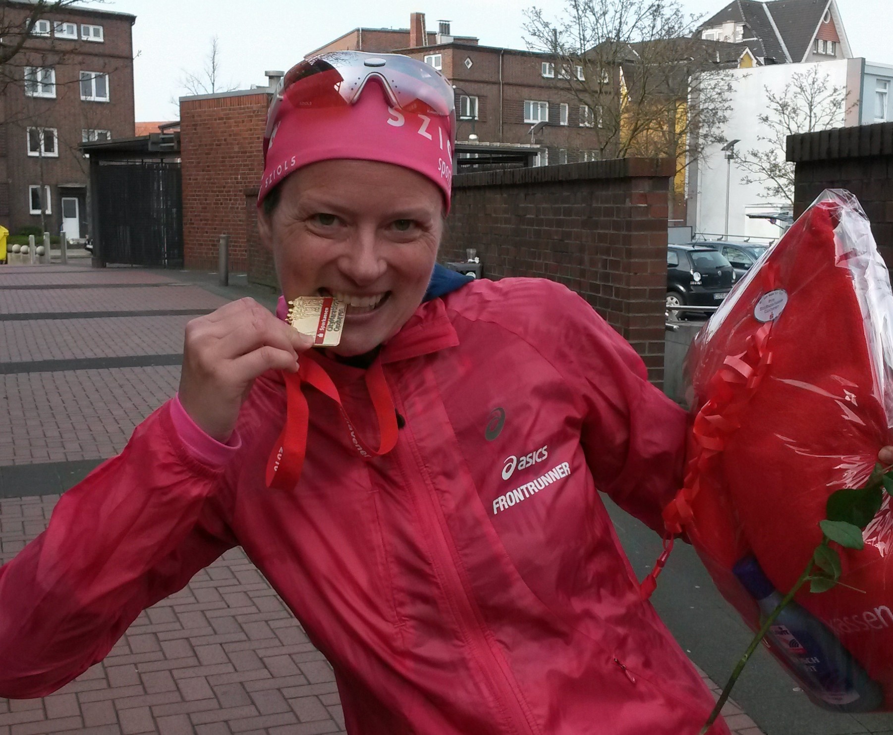 Glücklich im Nordsee-Wind: Marathon in Cuxhaven